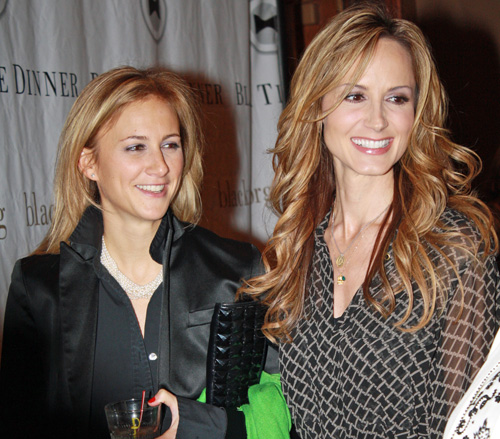 Lauren-Blitzer-and-Chely-Wright-CountryMusicIsLove