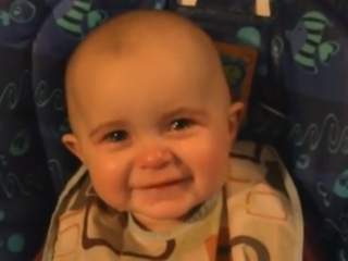 Infant Gets Emotional When Hearing Mother Sing ‘My Heart Can’t Tell You No’