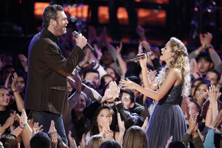Blake Shelton Performs With Finalists On The Voice Finale Sounds Like Nashville