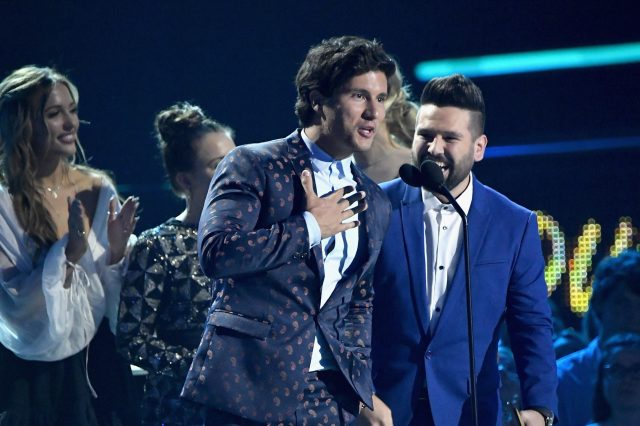 Dan Shay Awarded Cmts Duo Video Of The Year Sounds Like Nashville 