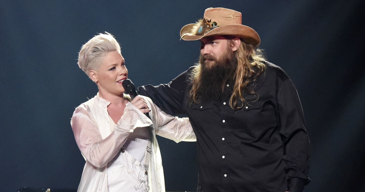 Watch Pink and Chris Stapleton Sing 'Love Me Anyway' in New York City