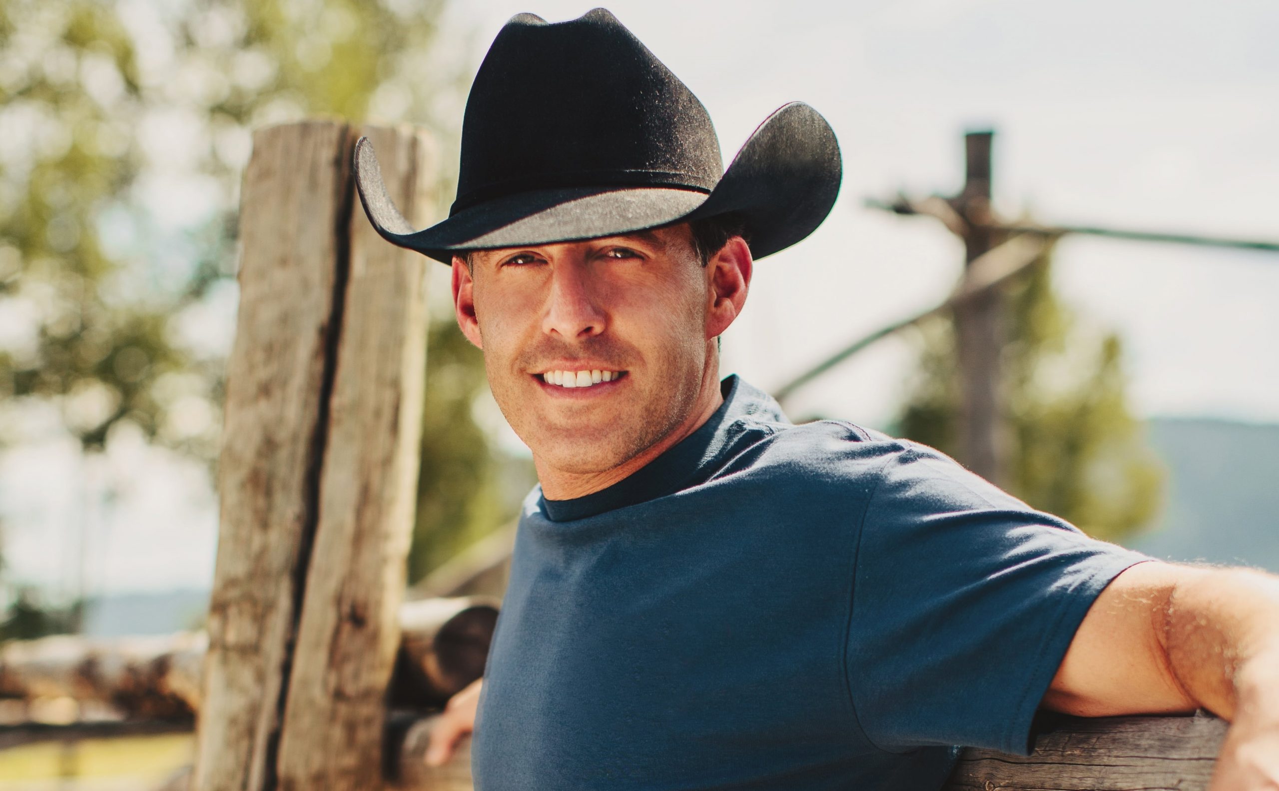 Aaron Watson The Cover Story Sounds Like Nashville