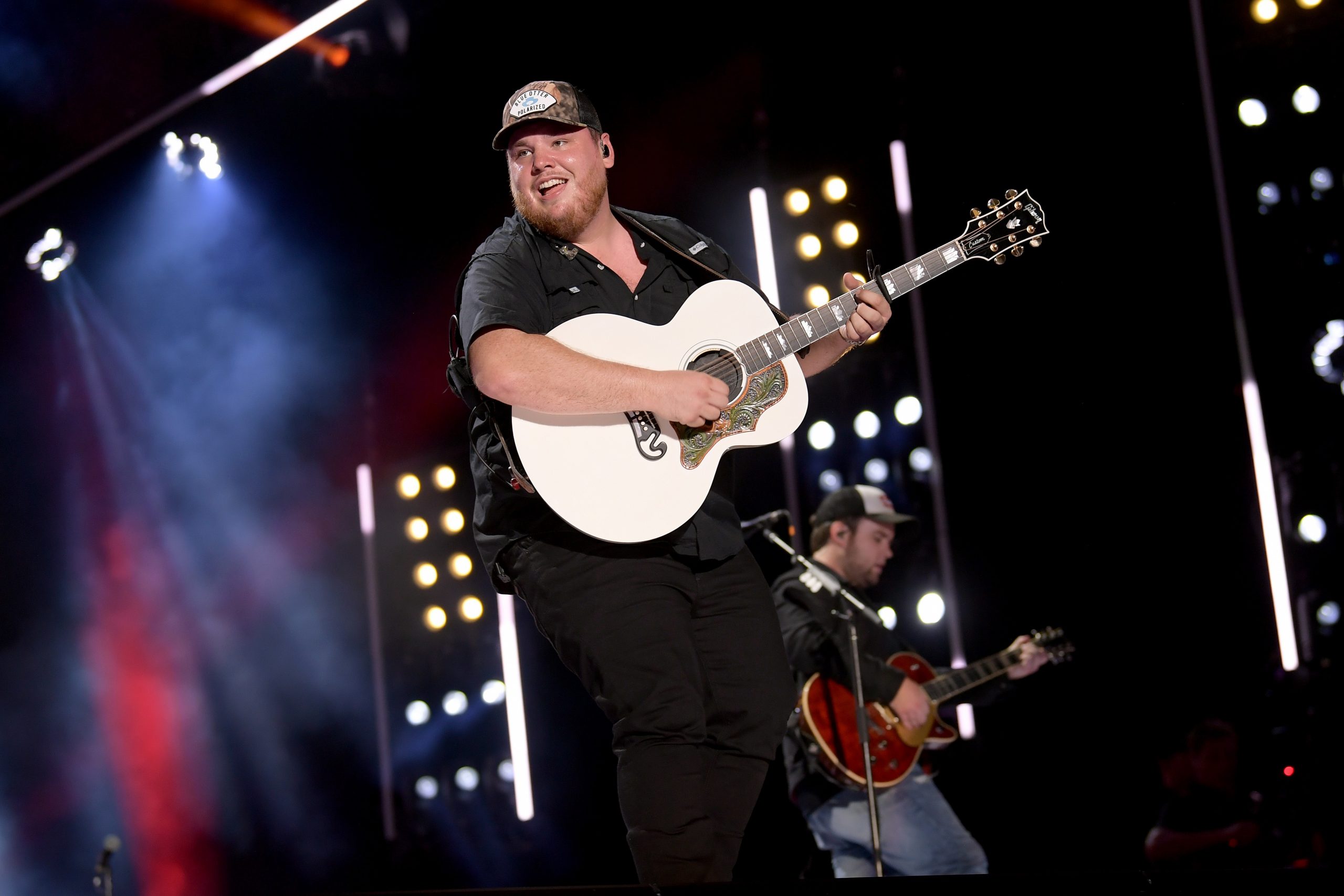 Luke Combs Shares Track Listing For 'What You See Is What You Get