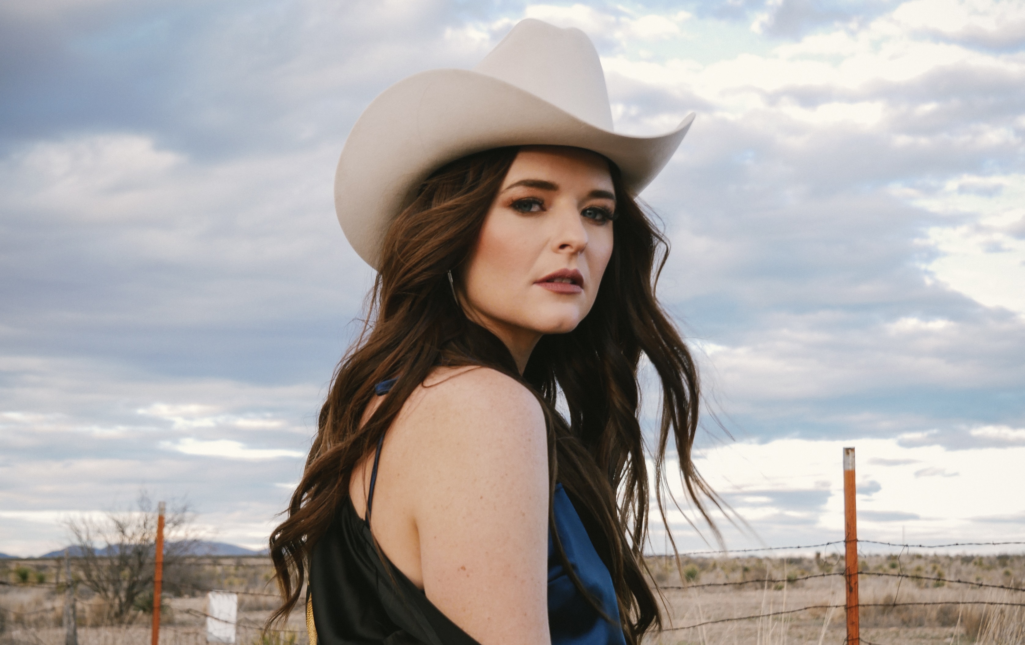 Go Behind the Scenes of Jenna Paulette's 'Wild Like the West' Video ...