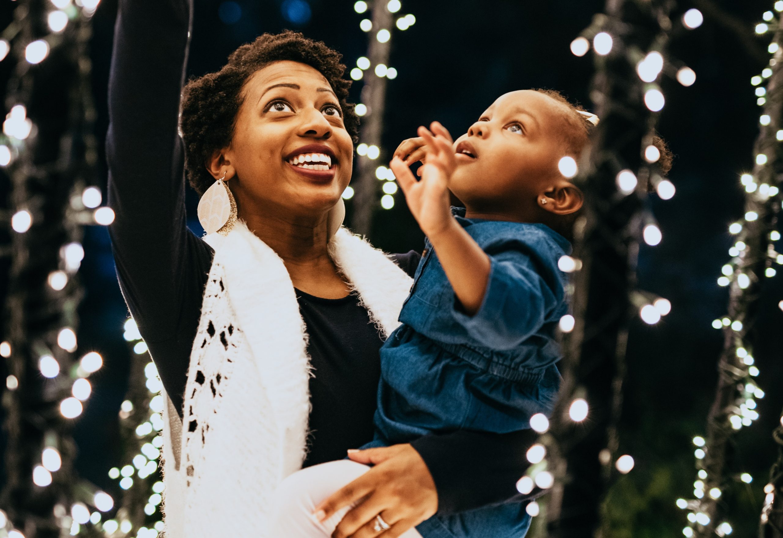 Family Fun Light Up the Holiday Season at Nashville Zoo’s