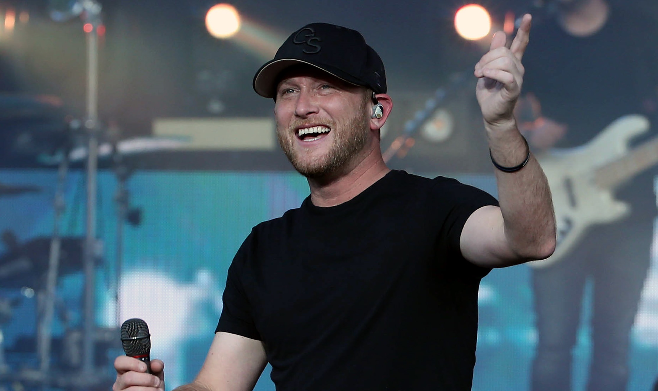 Cole Swindell Begins Countdown to Down To Earth Tour Sounds Like Nashville