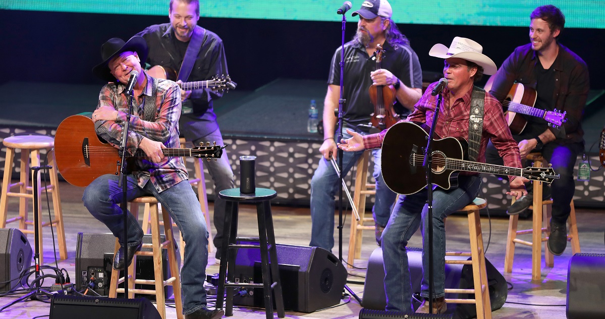Our Five Favorite Moments From Tracy Lawrence's Mission Possible