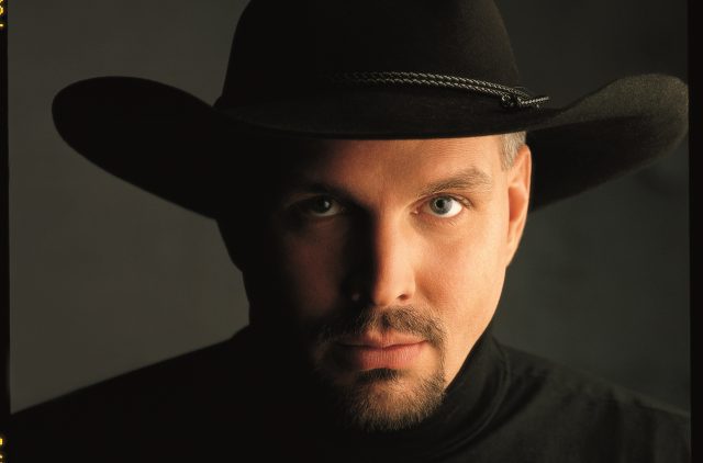 Garth Brooks Collaborates With Amazon Prime and Zynga’s For 'Words With ...