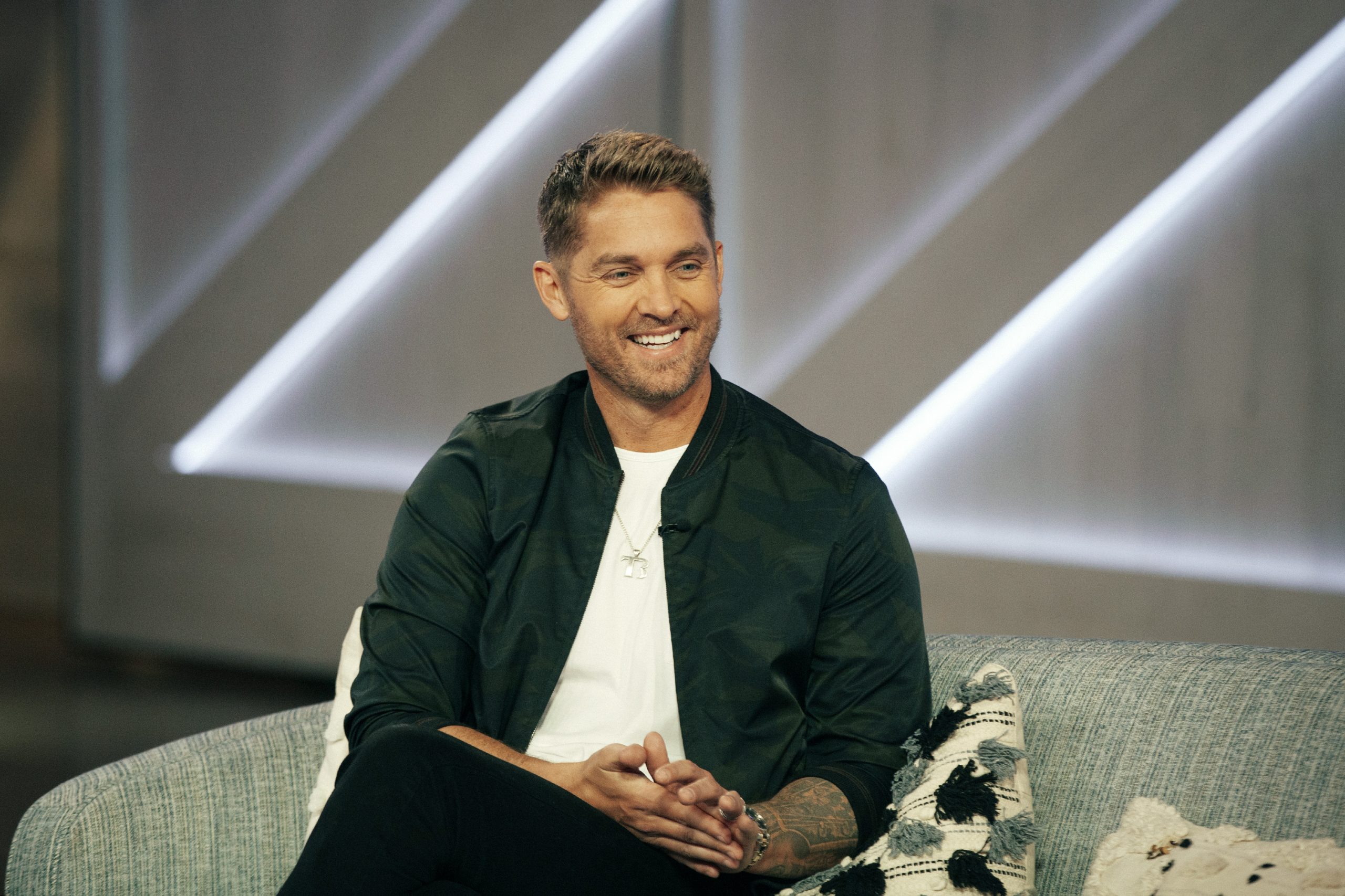 Brett Young and Wife Reveal Sex of Baby No.2 on Kelly Clarkson Show Sounds Like Nashville photo
