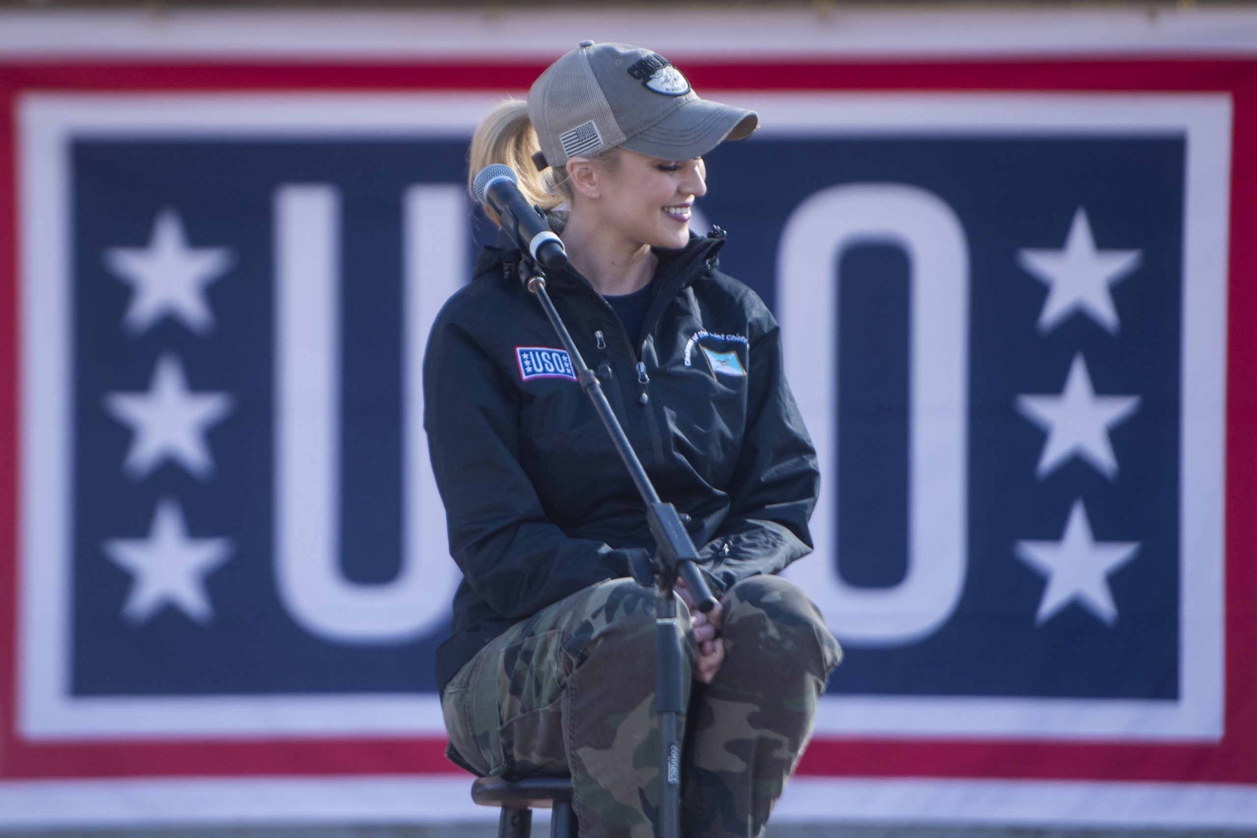 Kellie Pickler Reveals A LifeChanging Moment From First USO Tour